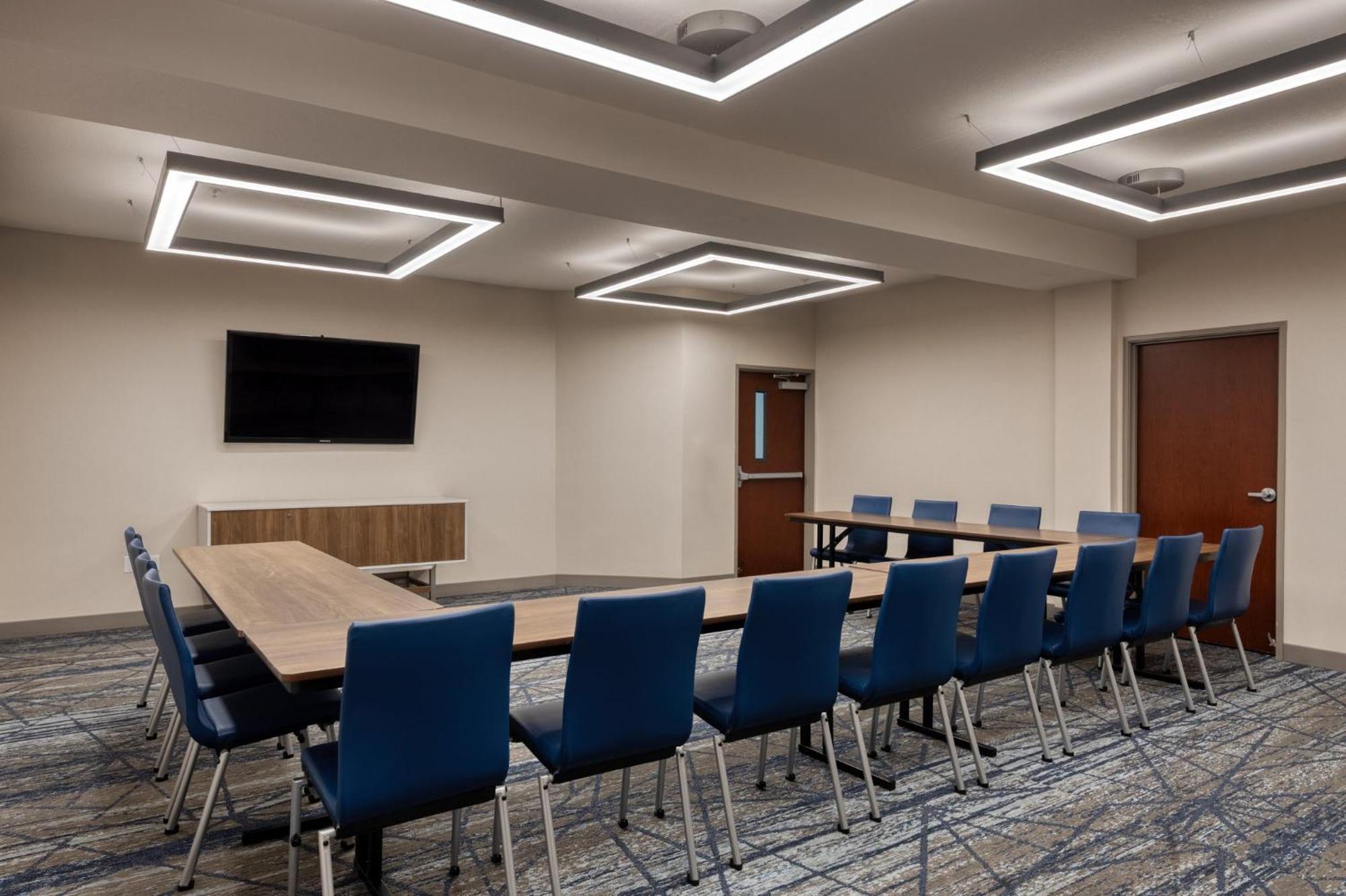 Holiday Inn Express Hotel & Suites Portland - Jantzen Beach By Ihg Kültér fotó