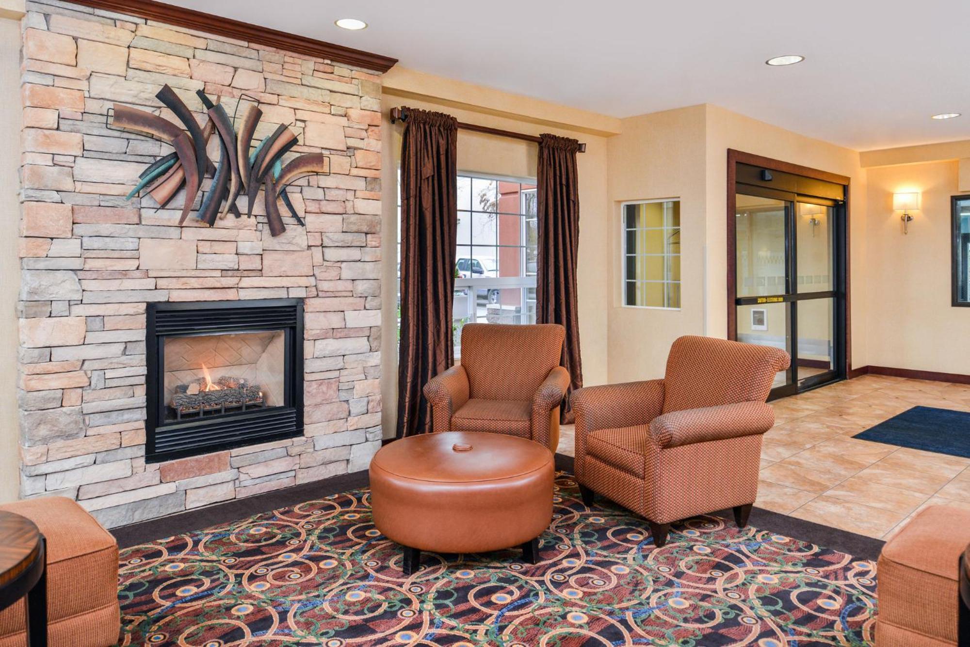 Holiday Inn Express Hotel & Suites Portland - Jantzen Beach By Ihg Kültér fotó